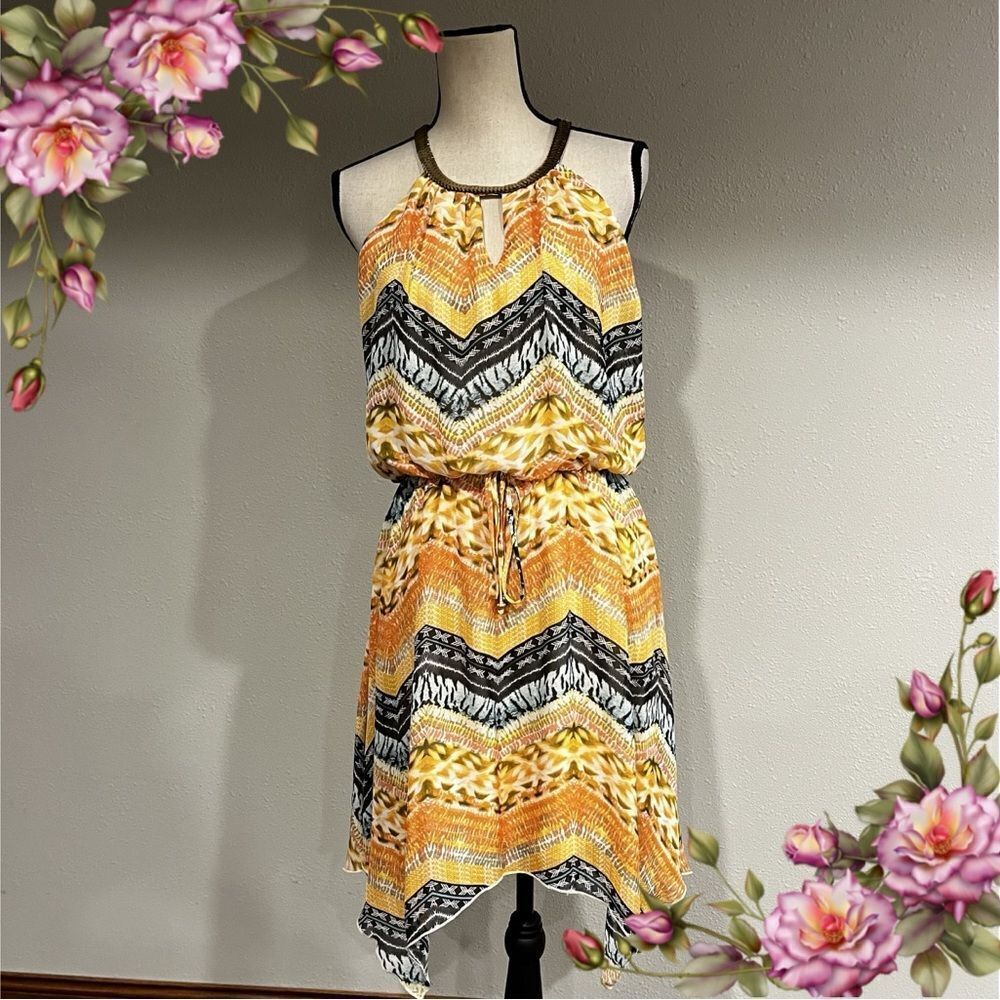 ‎Asymmetrical halter zigzag print dress
